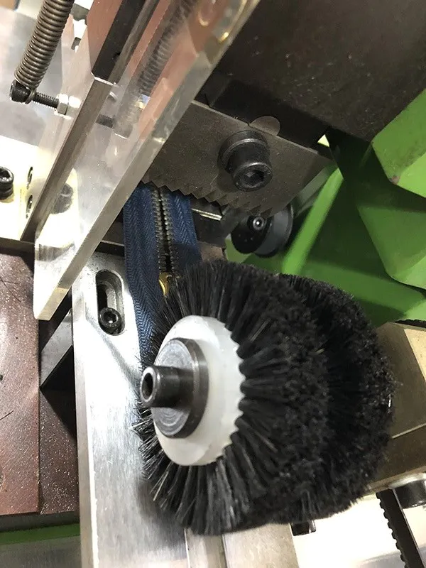 Custom nylon cutting machine company for apparel industry