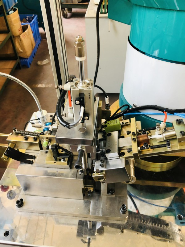 ZYZM Latest nylon cutting machine Suppliers for zipper manufacturer-3