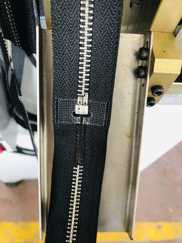 Top zipper box and pin machine bulk buy for zipper production-3